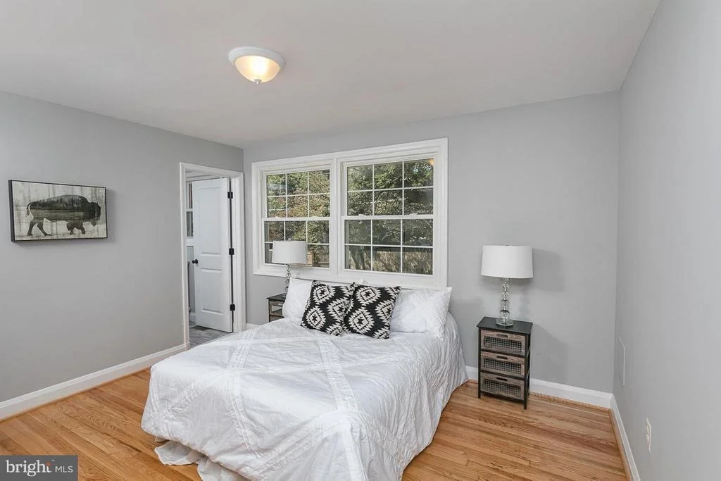 Photo of 1305 HEATHER HILL ROAD