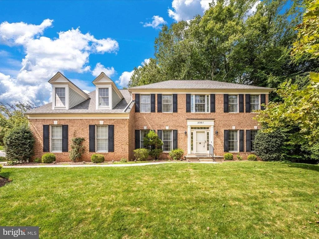 Photo of 2301 FORT WILLIAM DRIVE