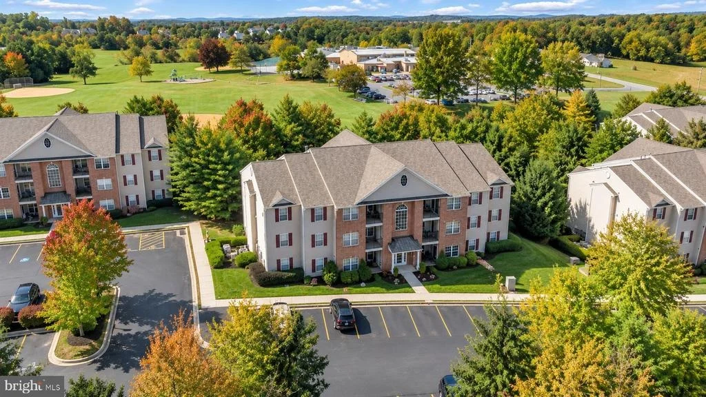 Photo of Unit 1D at 3840 NORMANDY DRIVE