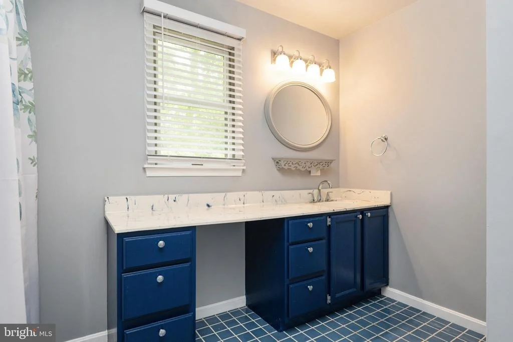 Photo of 1241 JOHNSON DRIVE