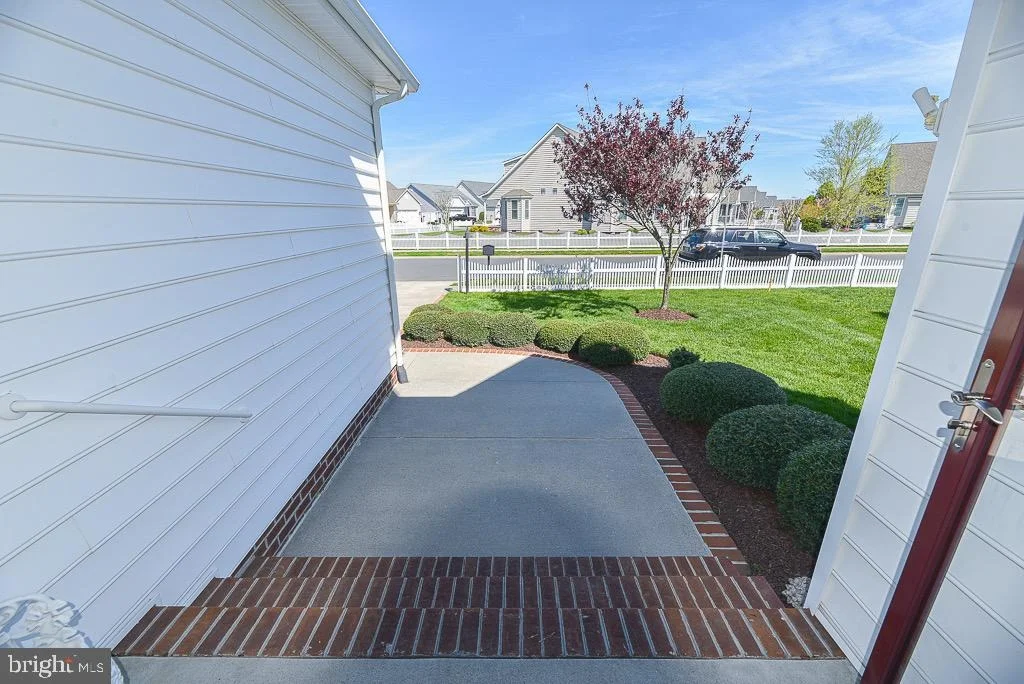 Photo of 35530 CYPRESS POINT TRL