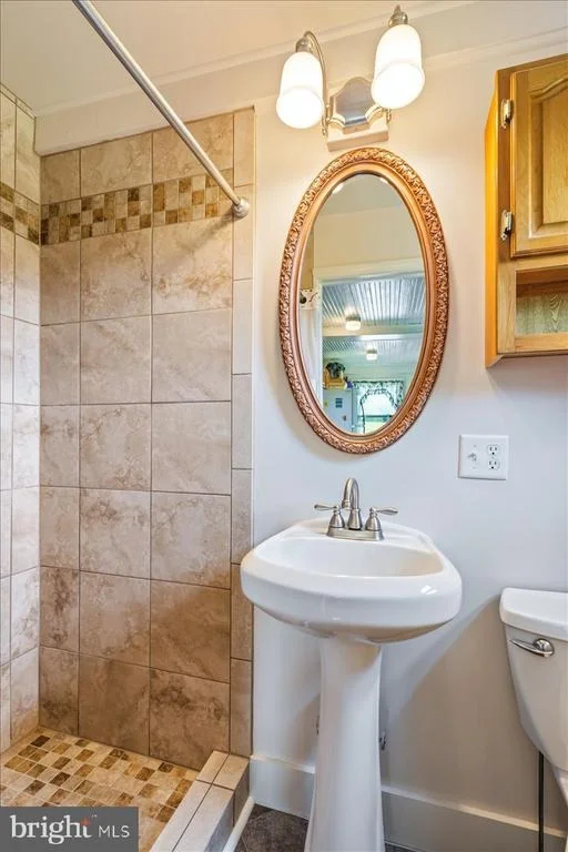 Photo of 4501 BAKER VALLEY ROAD