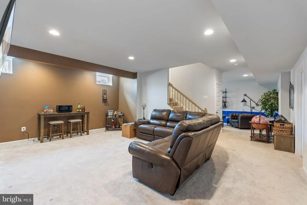 Photo of 5809 MCINTOSH PLACE