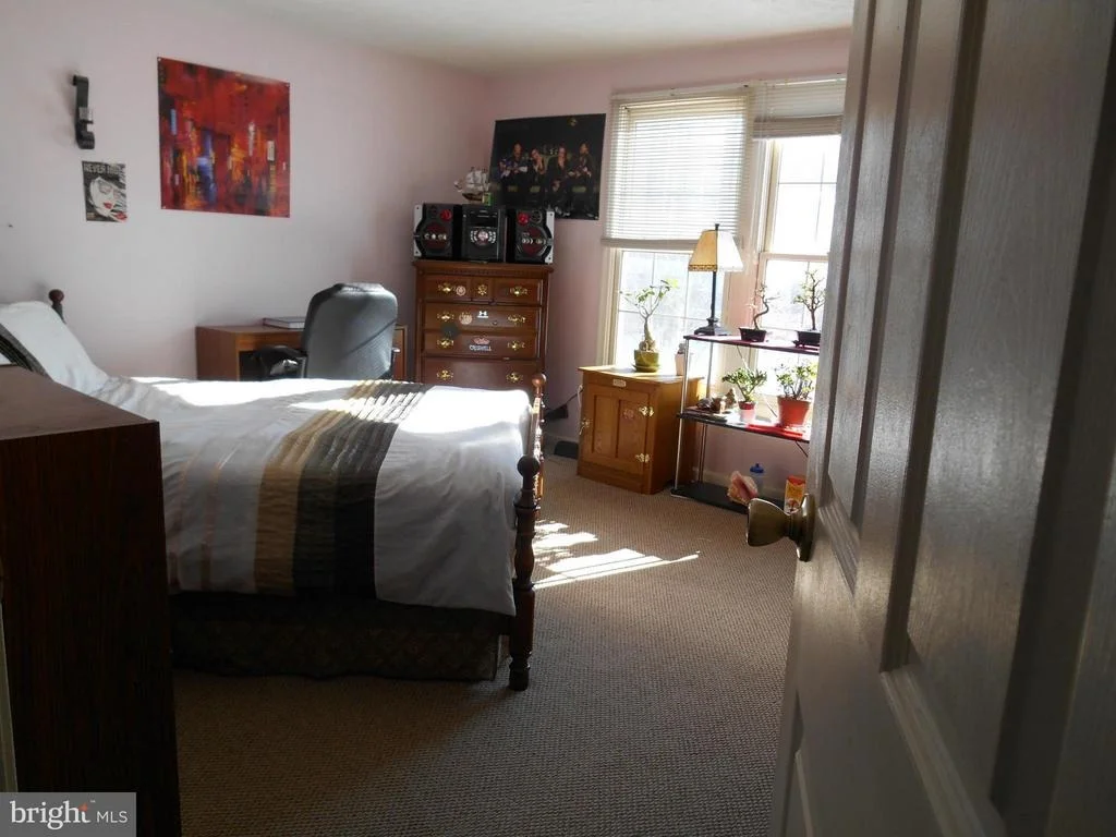 Photo of 18012 SILVER LEAF DRIVE