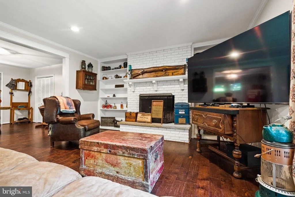 Photo of 7281 FORREST ROAD