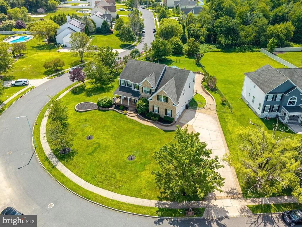 Photo of 10 TARA DRIVE