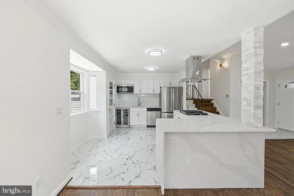Photo of 9831 SINGLETON DRIVE