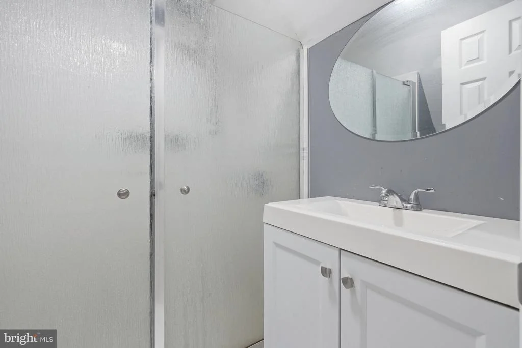 Photo of 6515 GATEWAY BOULEVARD
