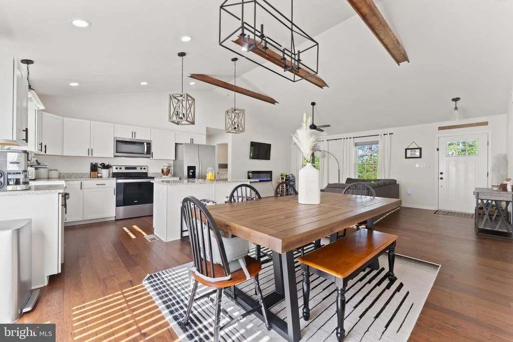 Photo of 3731 BREAKNOCK ROAD