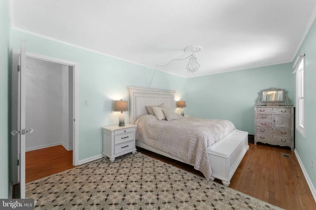 Photo of 6099 RIVER FOREST DRIVE