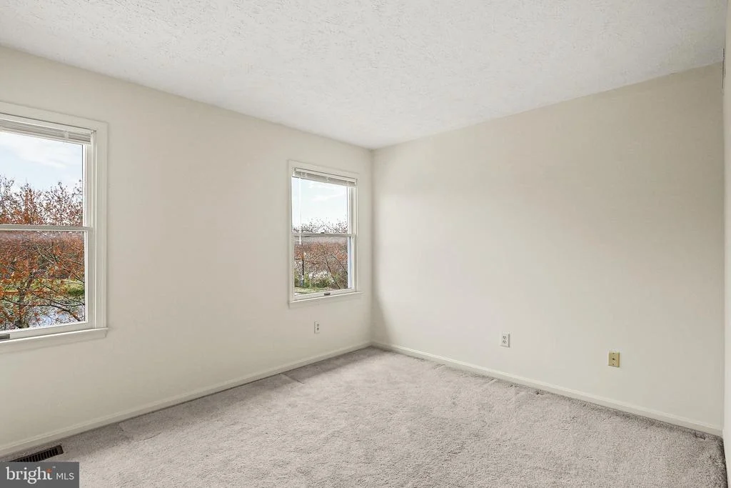 Photo of 3 GREENKNOLL BOULEVARD