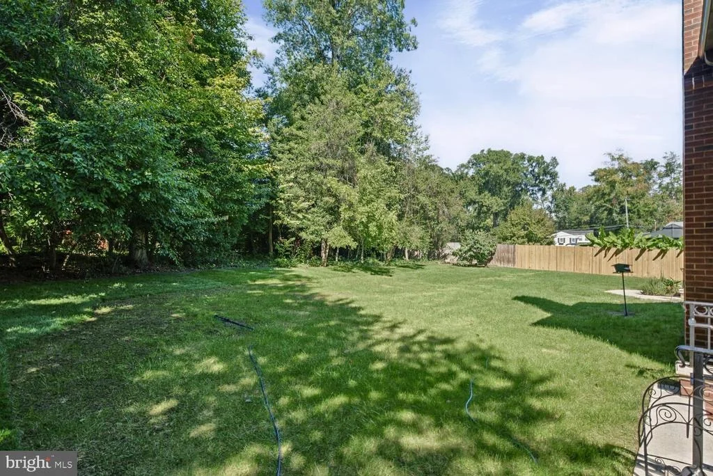 Photo of 9404 FOREST HAVEN DRIVE