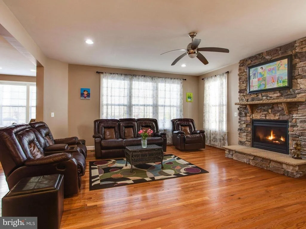 Photo of 22843 ANGELIQUE DRIVE