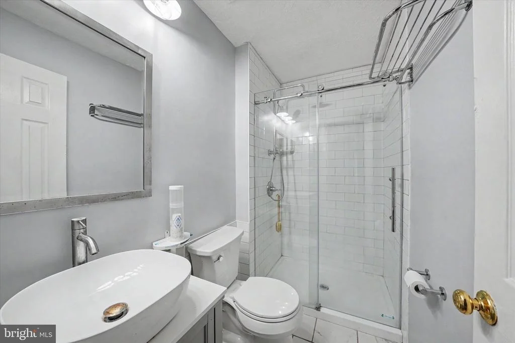 Photo of 206 MACDUFF ROAD