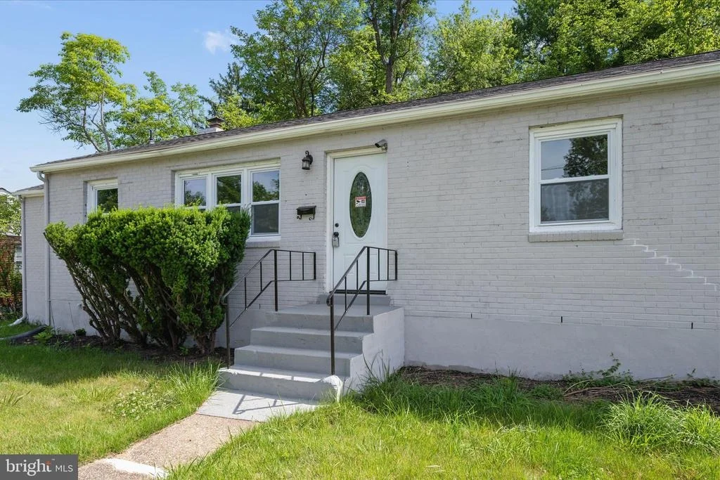 Photo of 10607 LILAC PLACE