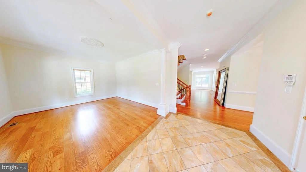 Photo of 6403 EARLHAM DRIVE