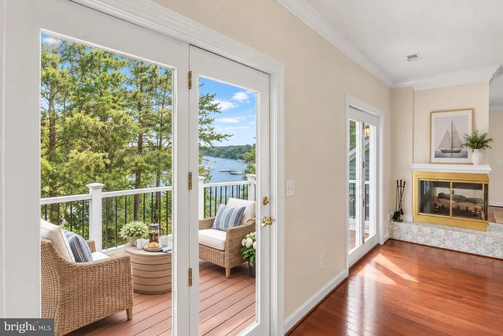 Photo of 575 LAUREL ROAD