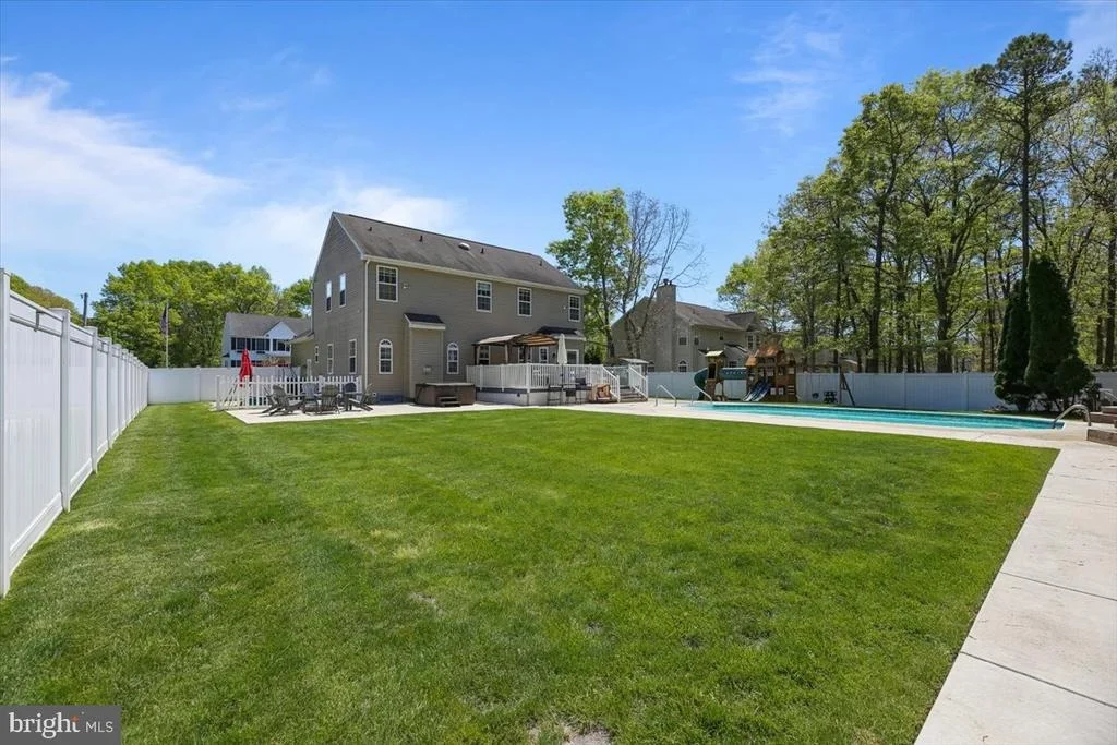 Photo of 201 PRANCER ROAD
