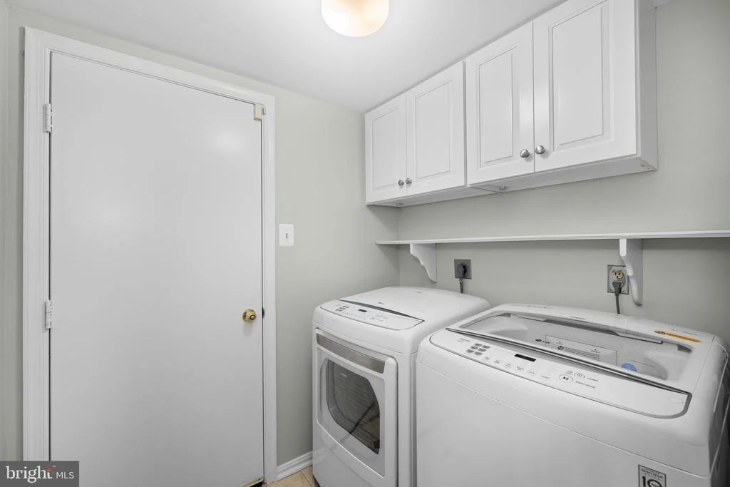 Photo of 9454 LAPSTRAKE LANE