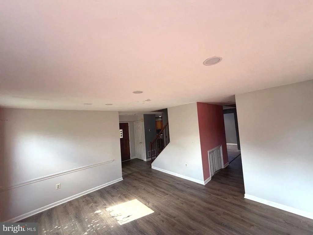 Photo of 9348 CREEKVIEW DRIVE