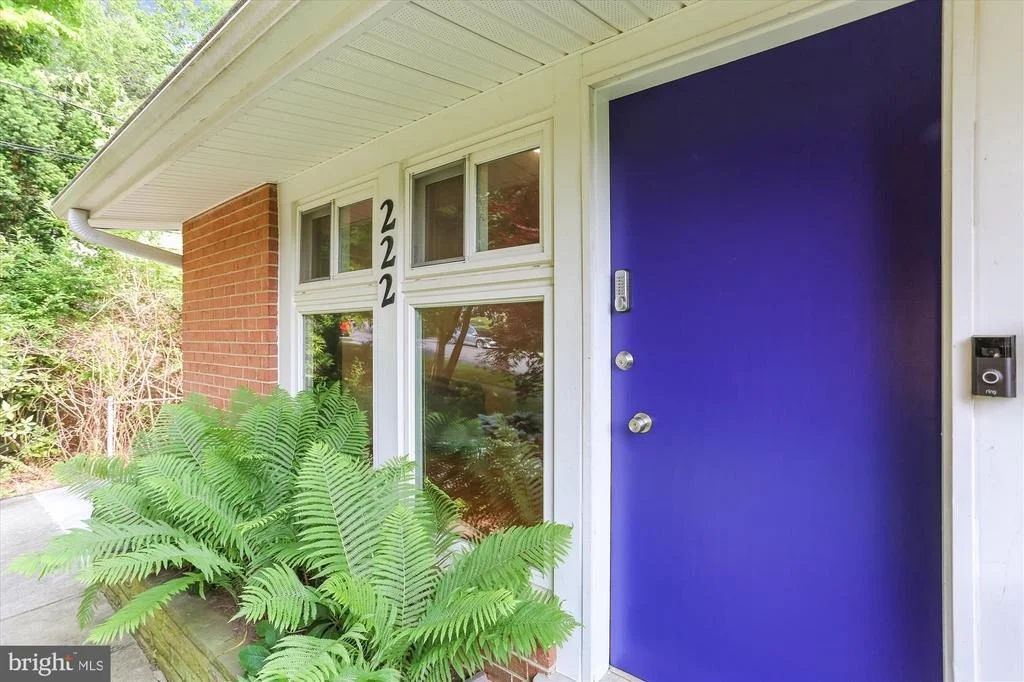 Photo of 222 HILLSBORO DRIVE