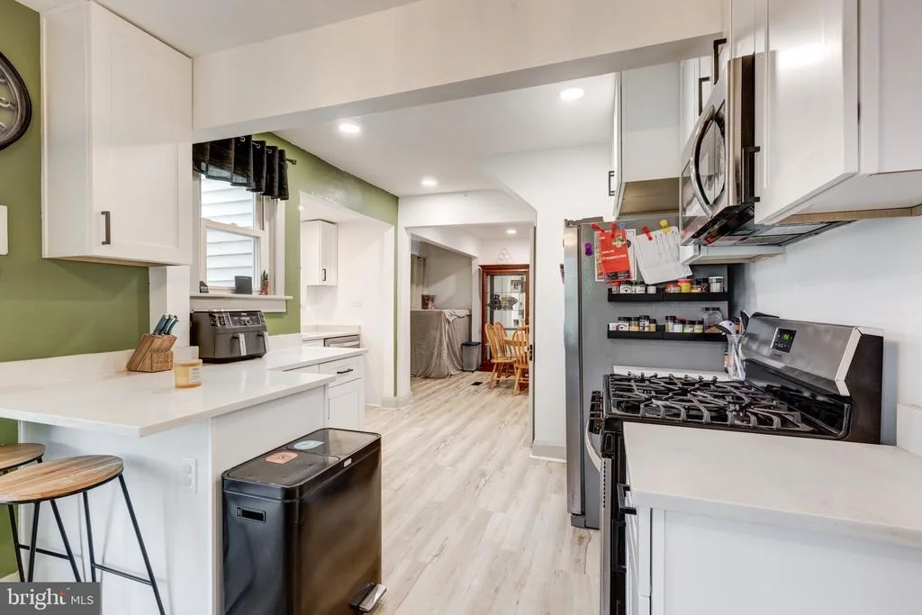 Photo of 33 MILTON AVENUE