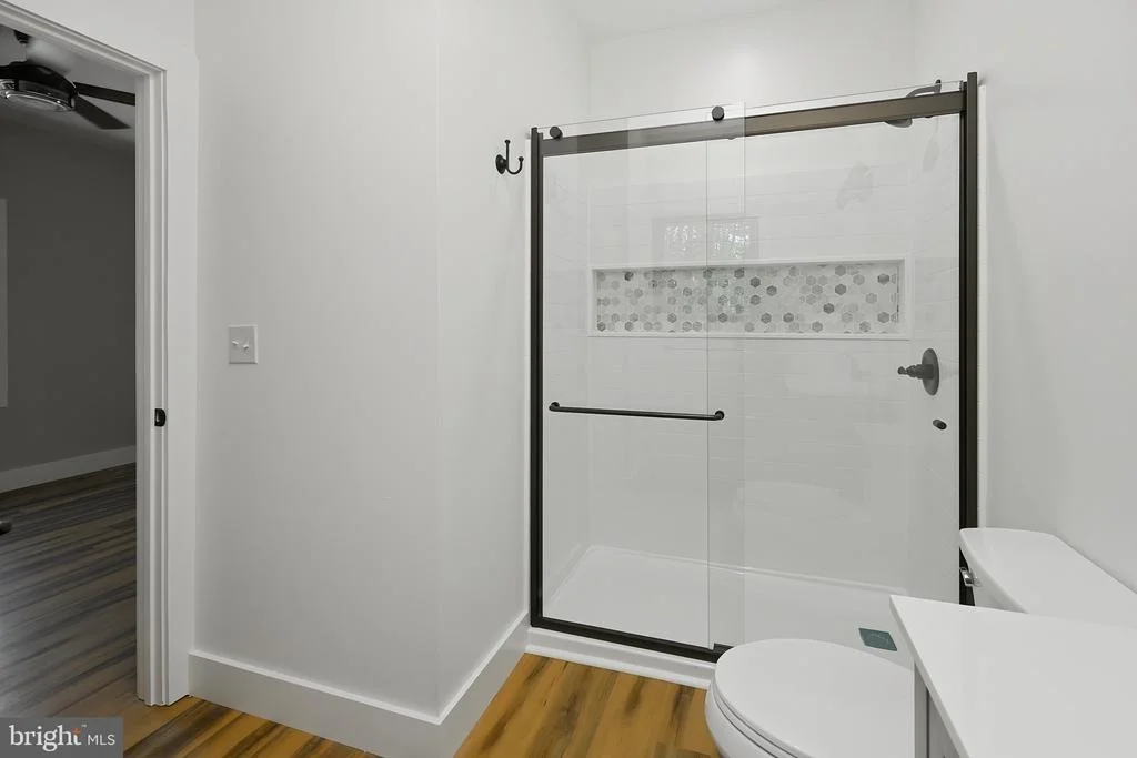 Photo of 15 BYRAN DR