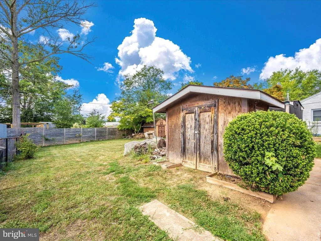 Photo of 929 CHEROKEE TRAIL