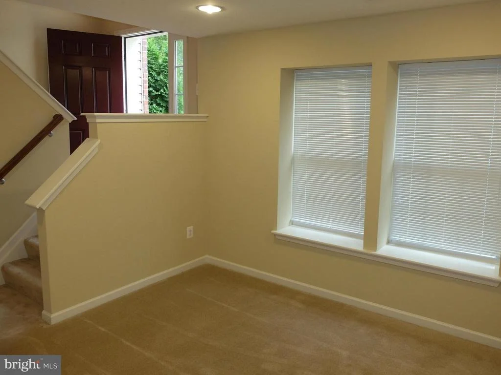 Photo of 8010 WRIGHT PLACE