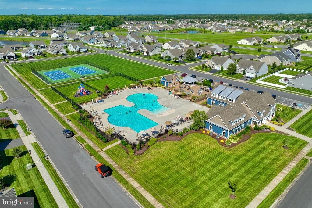 Photo of 28046 HATTERAS DRIVE