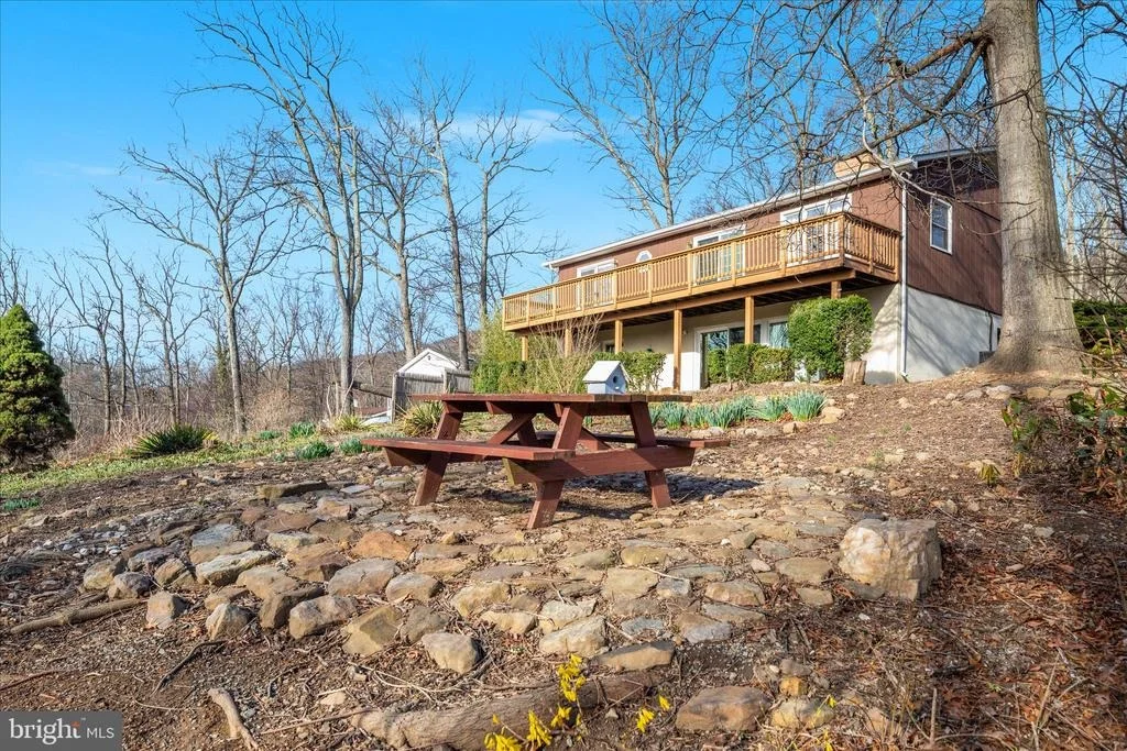 Photo of 224 DOE TRAIL