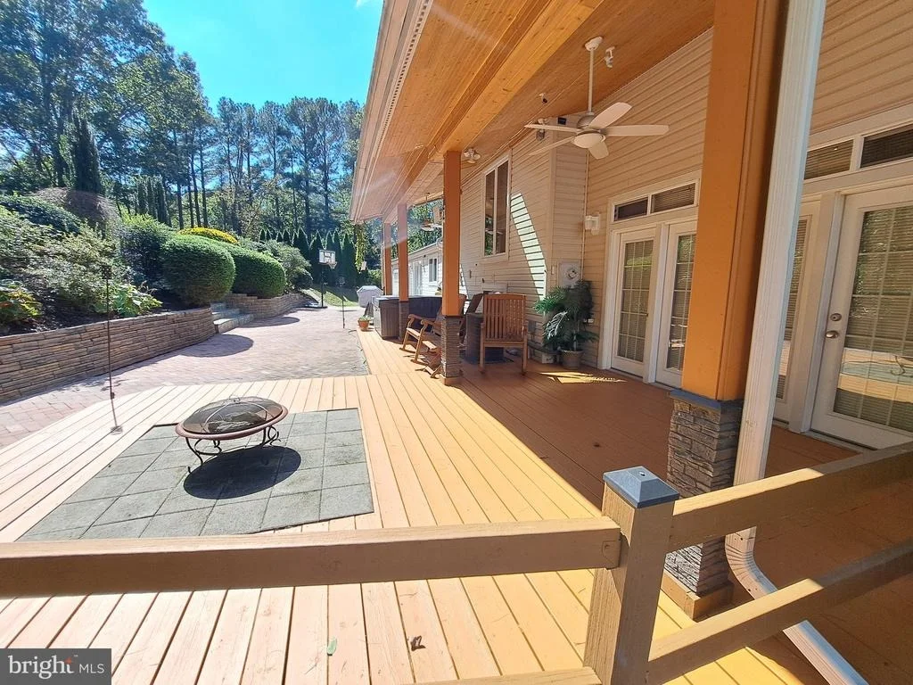 Photo of 10929 HOWLAND DRIVE