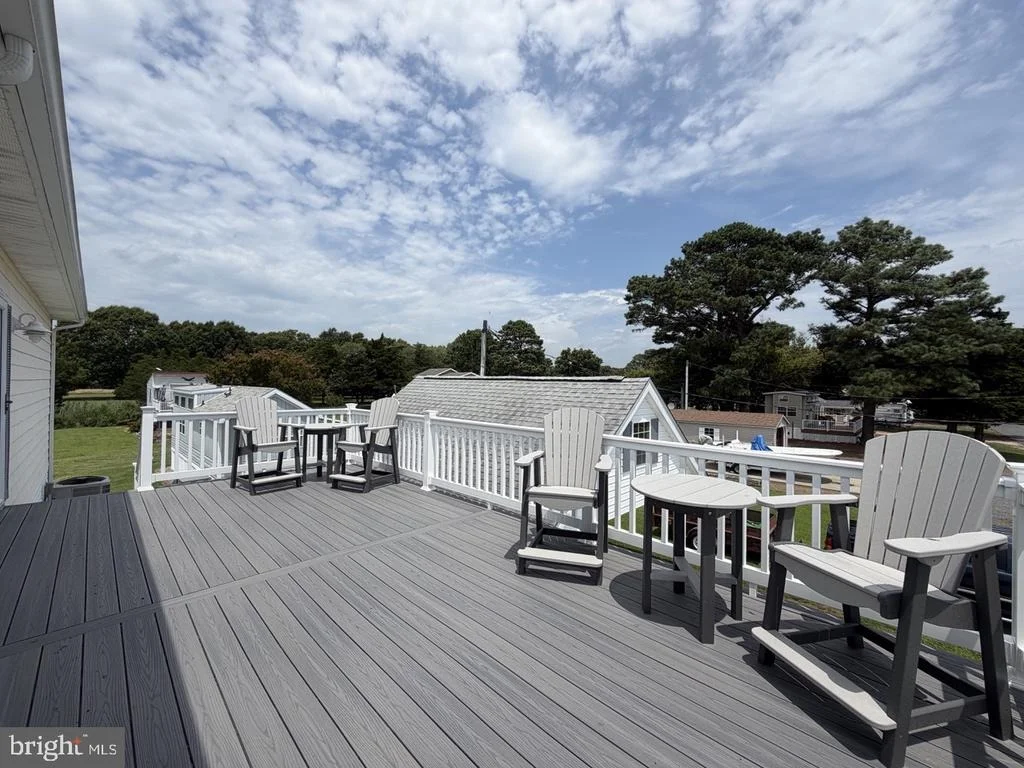 Photo of 17070 BAYVIEW CIRCLE