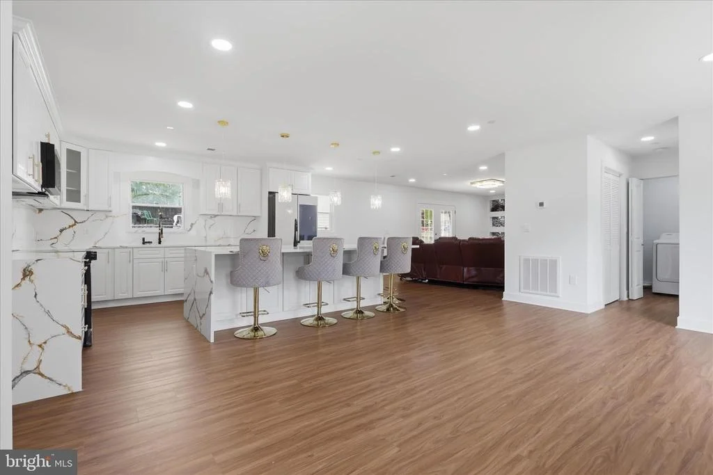 Photo of 10501 BEECHWOOD DRIVE
