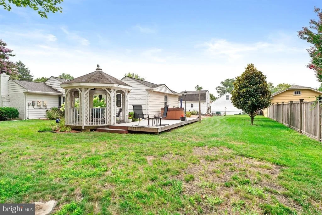 Photo of 16 SAINT MARTINS ROAD