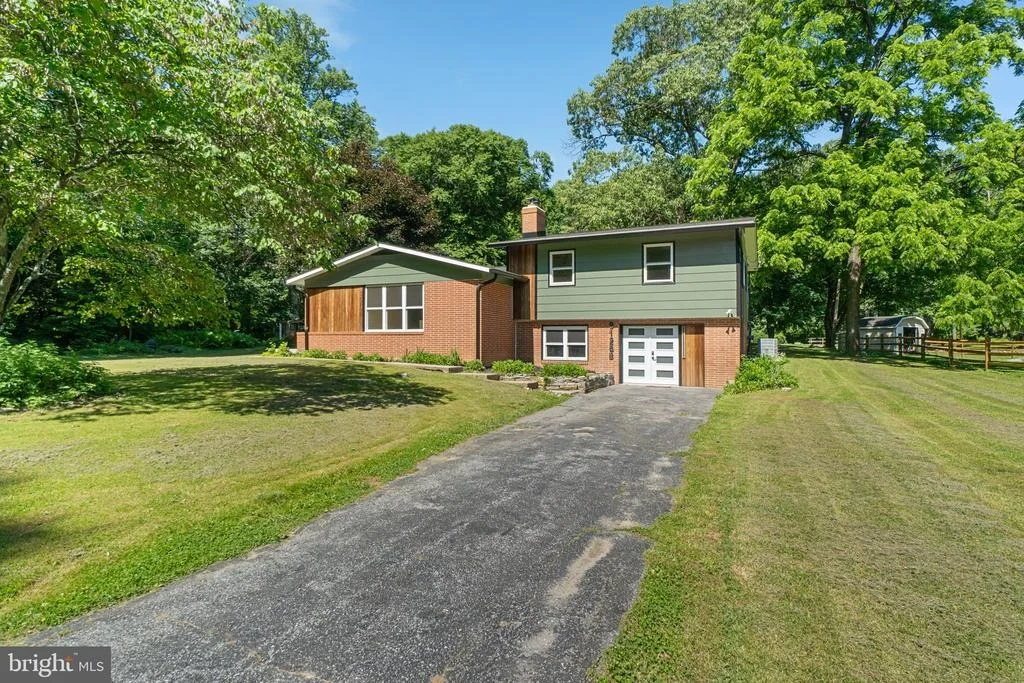Photo of 9126 BETHEL ROAD