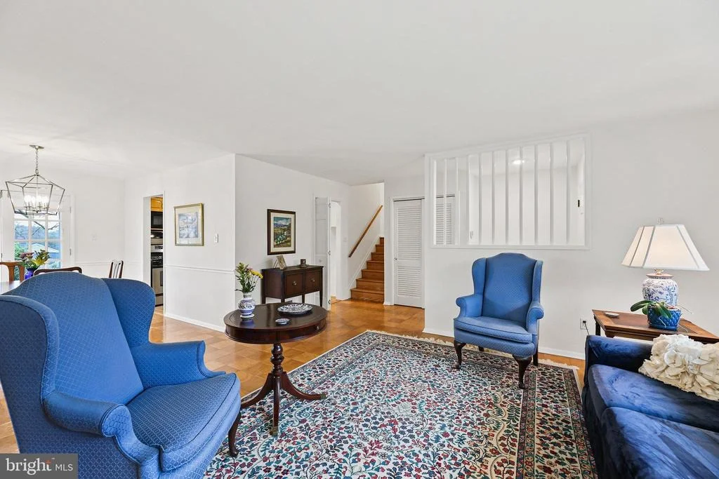 Photo of 4616 EXETER STREET
