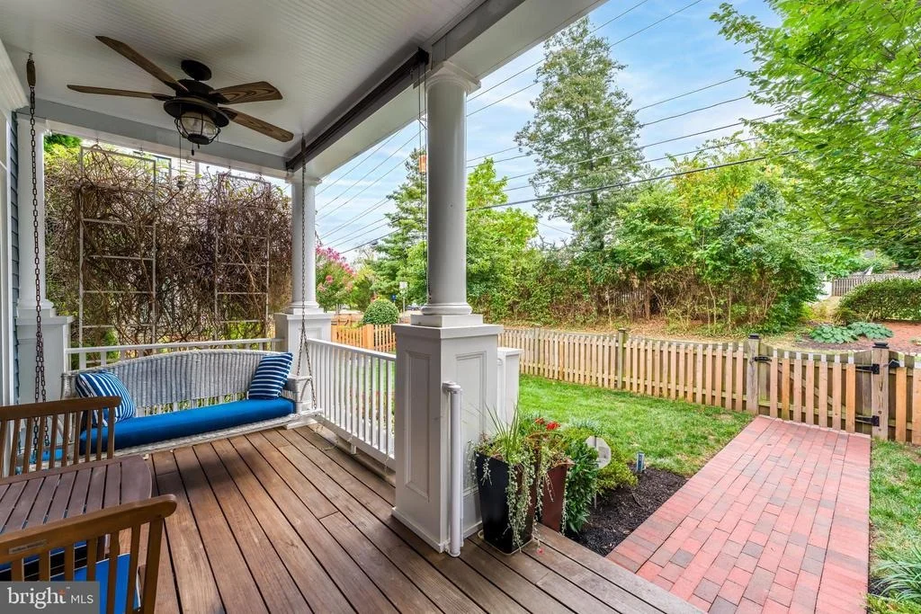 Photo of 802 VINE STREET