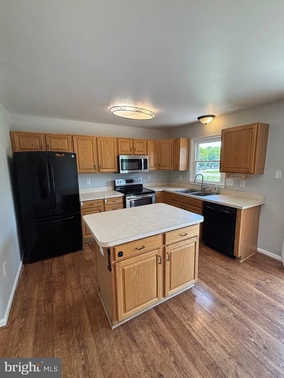 Photo of 73 AMANDA DRIVE