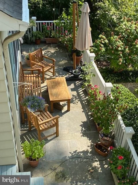 Photo of 7109 MEADOW LANE