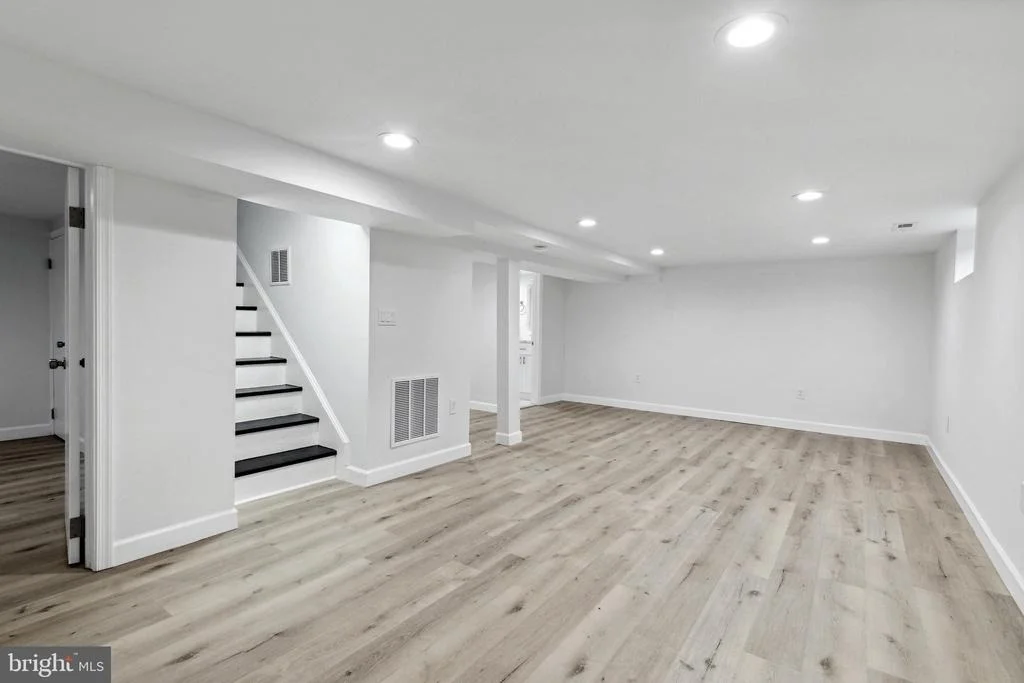 Photo of 9208 FLOWER AVENUE