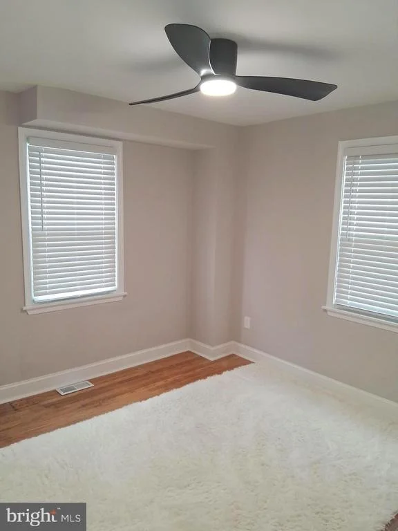 Photo of 1225 LANDOVER ROAD