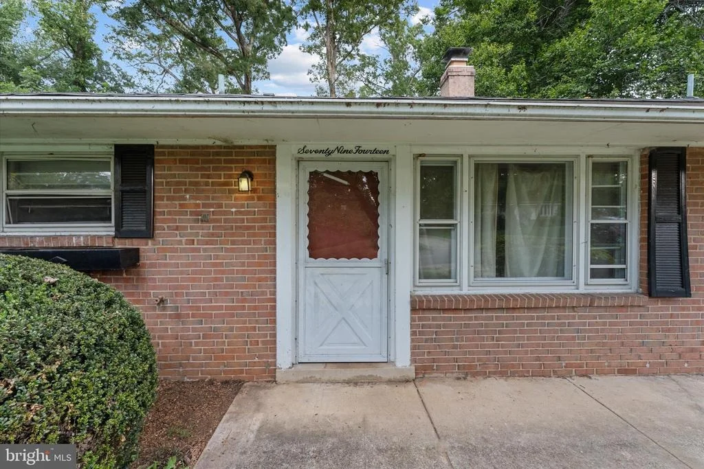 Photo of 7914 HATTERAS LANE