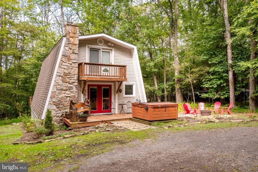 Photo of 80 N RIDGE ROAD