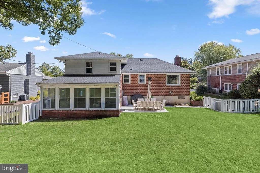 Photo of 906 SOUTHWICK DRIVE
