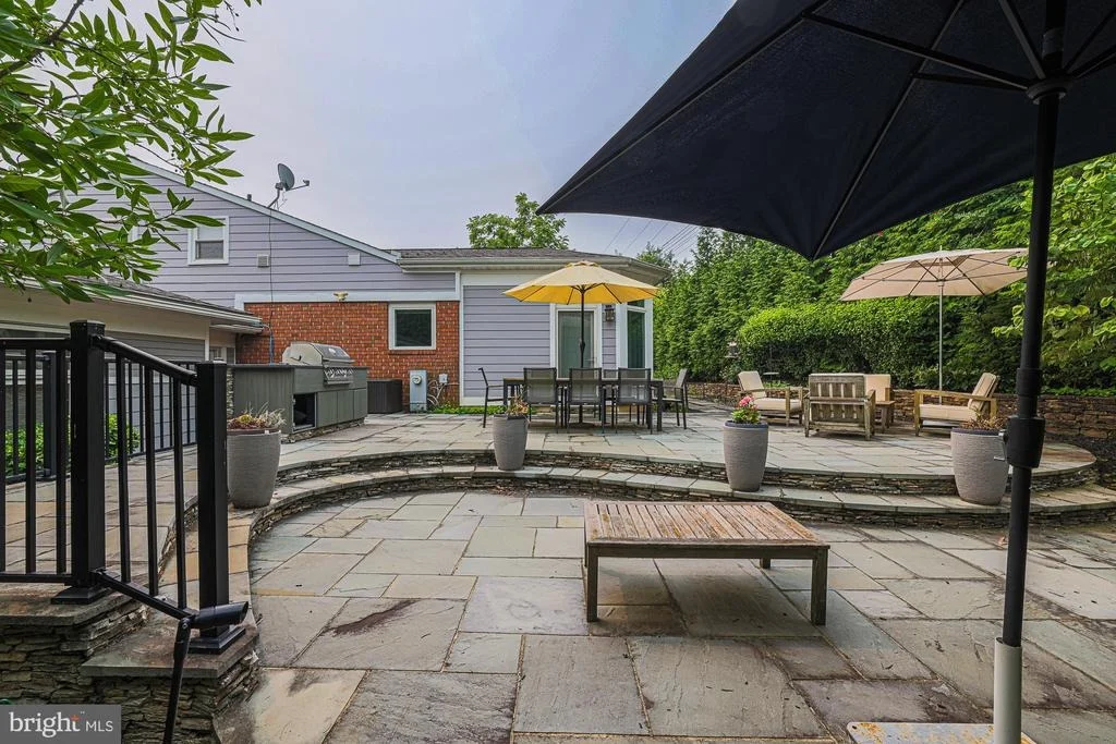 Photo of 6300 SHELRICK DRIVE