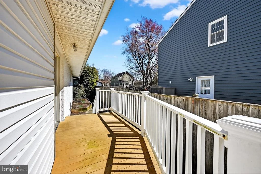 Photo of 118 ELLIOTT PLACE