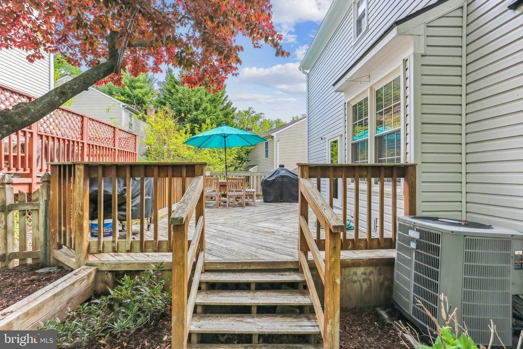Photo of 14900 RUNNING RIDGE LANE