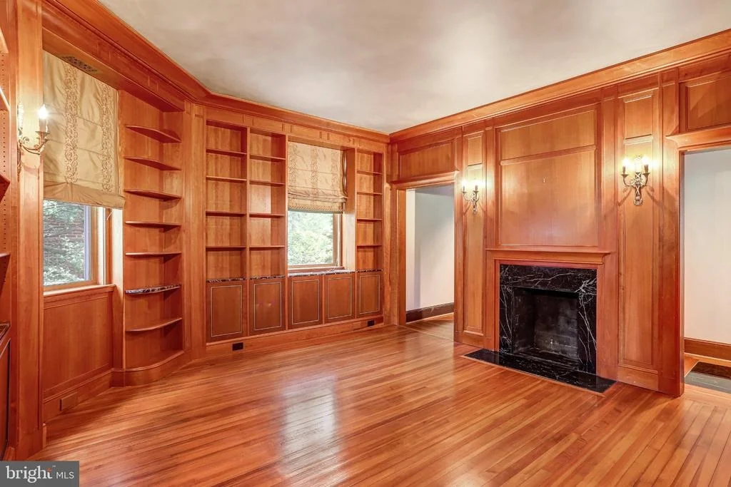 Photo of 2303 BANCROFT PLACE NW