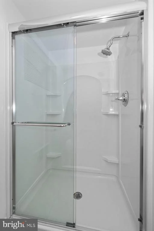 Photo of 6 E HAMILTON AVENUE